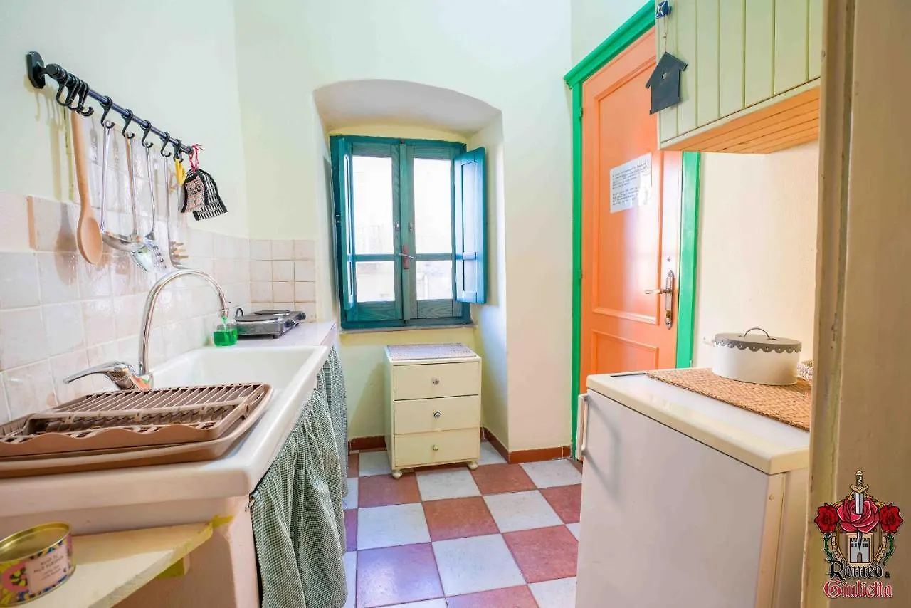 Hôtel Romeo & Giulietta à Bosa Maison d'hôtes